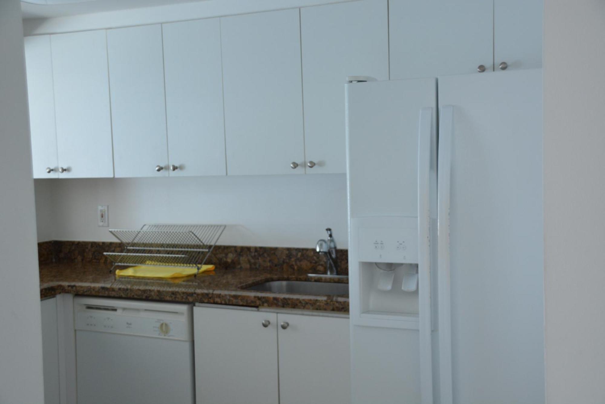 New Point Miami Beach Apartments Eksteriør billede