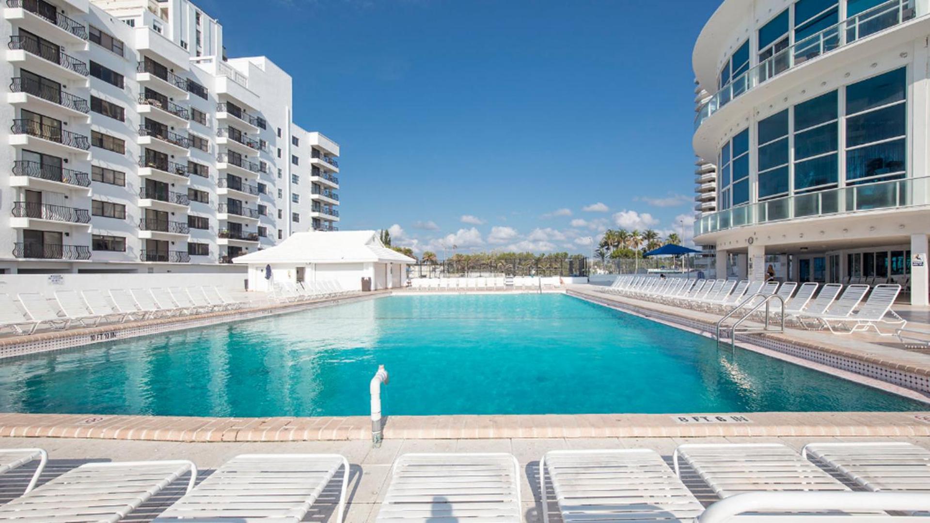 New Point Miami Beach Apartments Eksteriør billede