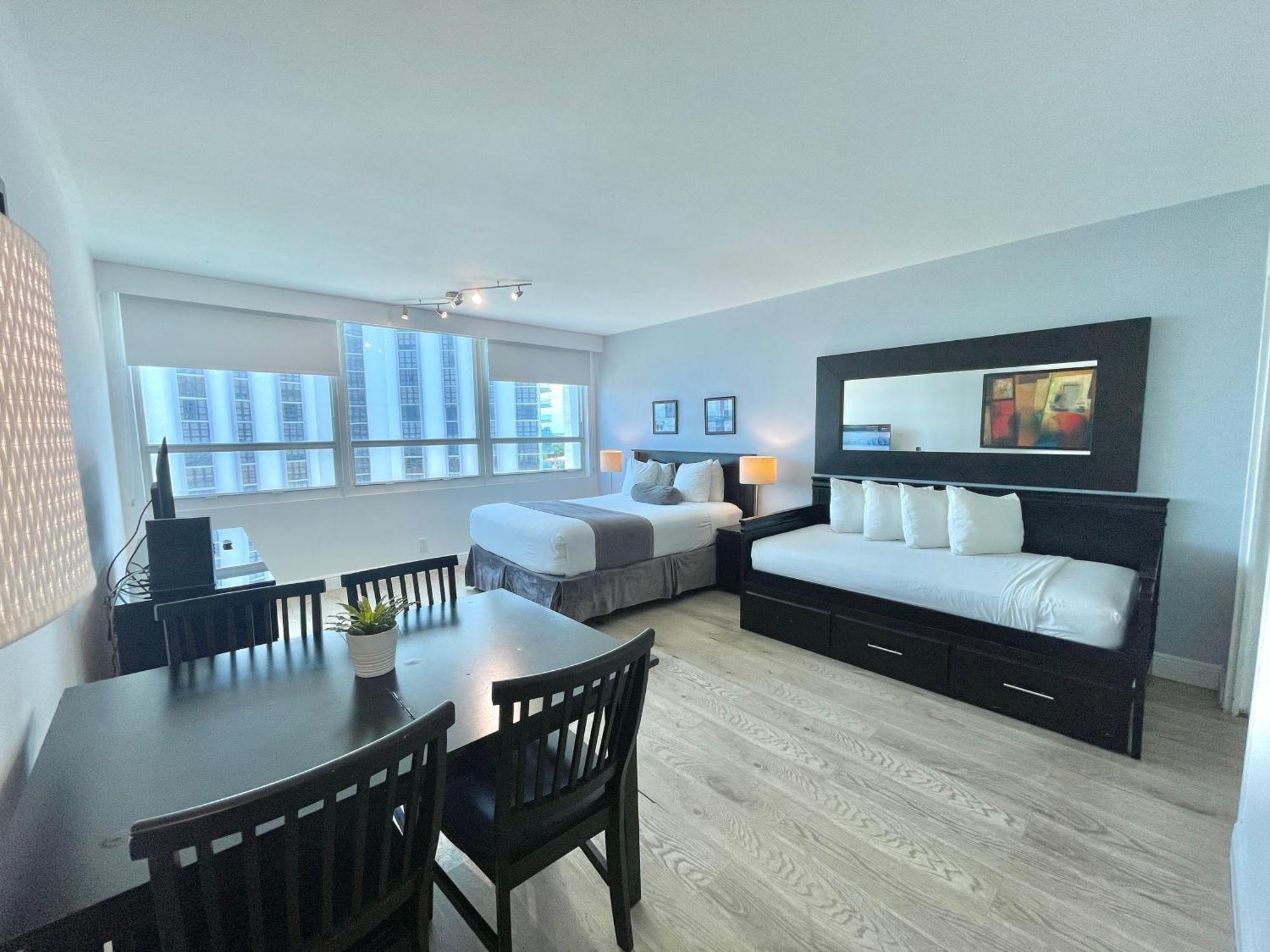New Point Miami Beach Apartments Eksteriør billede