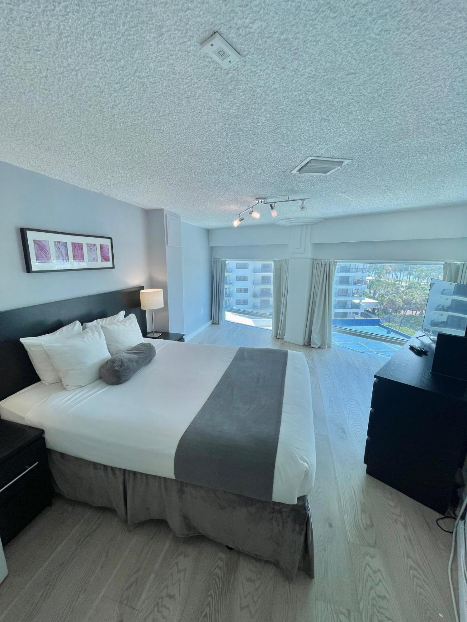 New Point Miami Beach Apartments Eksteriør billede